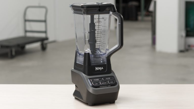 Ninja Blender Pitcher Cracked: Quick Fixes & Tips